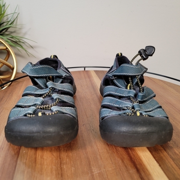 Keen Blue Sport Sandals Water Shoe Sport Sandals Summer Vacation Kids Size 2 - Picture 9 of 16